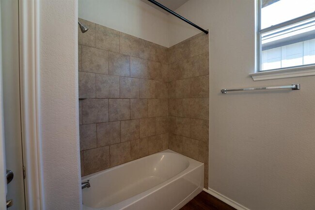 Building Photo - 10125 Milla Cir