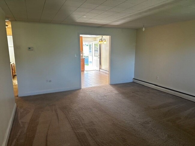 Building Photo - 1225 Caln Meetinghouse Rd