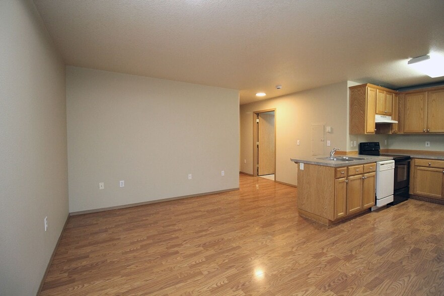 Building Photo - 8102 SE Lambert St