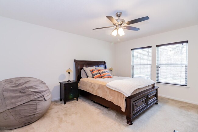 Building Photo - 7634 Fanning Dr