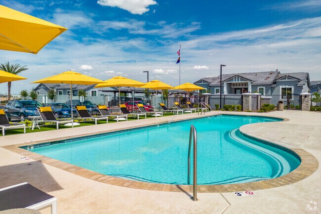 Building Photo - Sienna at South Mountain