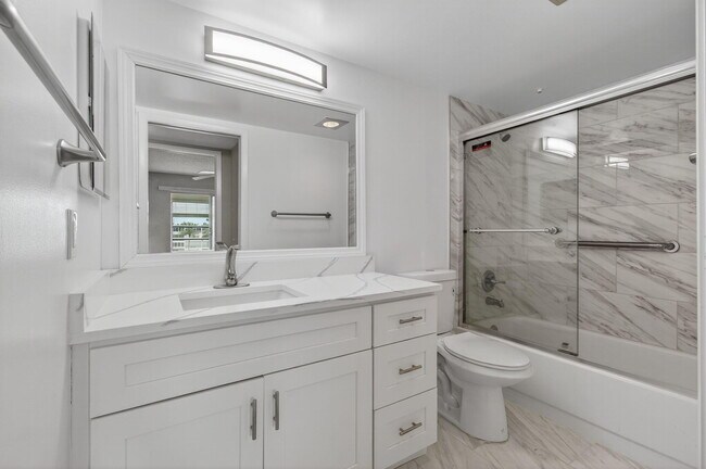 Building Photo - 4003 Wolverton E