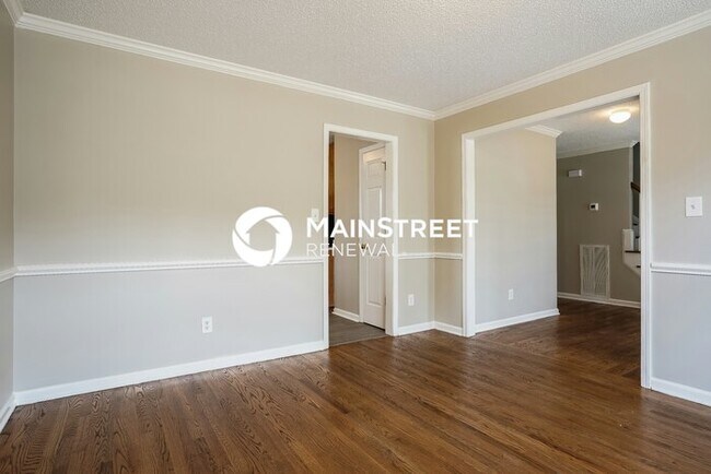Building Photo - 3 Bedroom Pet-Friendly Home in Clayton, NC with Main Street Renewal