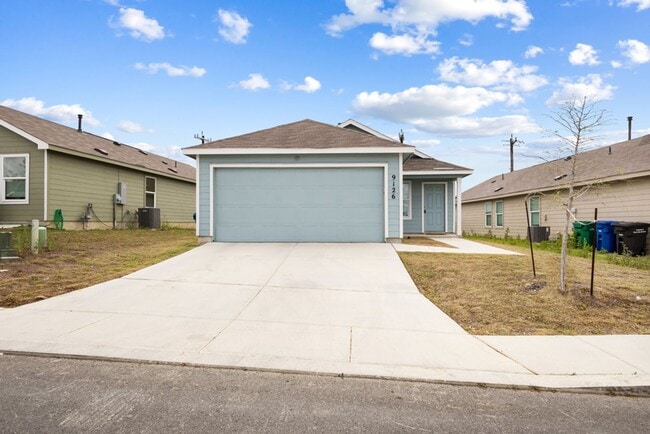 Building Photo - 9126 Selene Pl