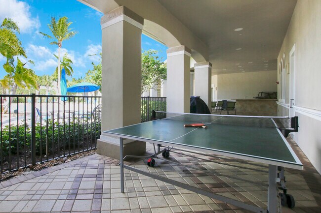 Building Photo - 7112 Maidstone Dr