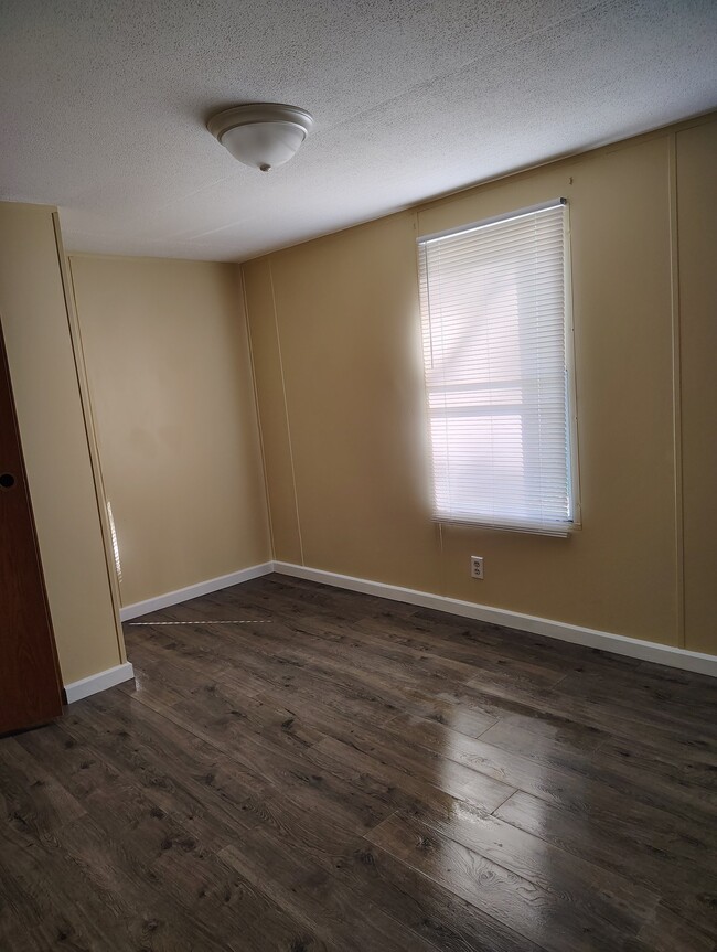 Building Photo - 4751 Weaver Pike
