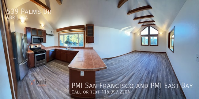 Building Photo - 539 Palms Dr