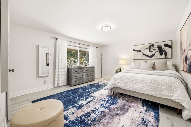 Building Photo - Luxury Acreage Estate in Hollywood Hill | Woodinville Retreat with Modern Upgrades