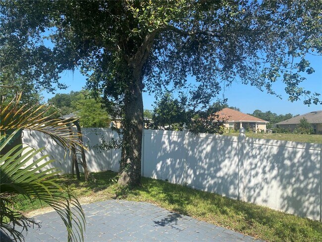 Building Photo - 144 Alexandria Cir