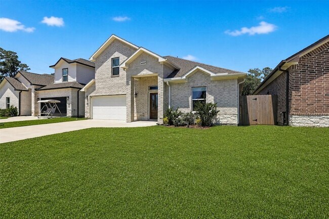 Building Photo - 9738 Champion Heavens Dr