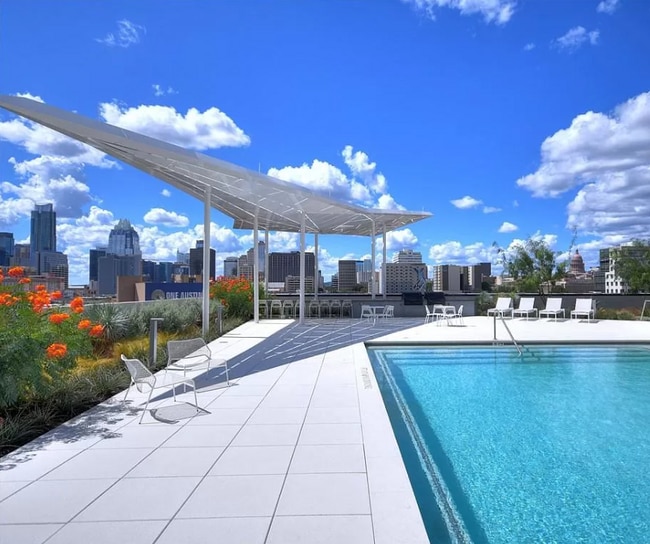 Building Photo - 800 Embassy Dr