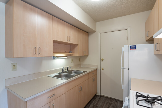 Interior Photo - Madeira Apartments