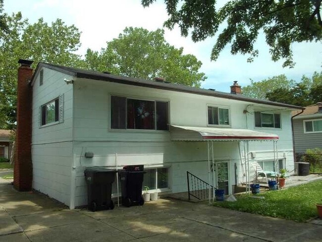 Building Photo - 2528 Koper Dr