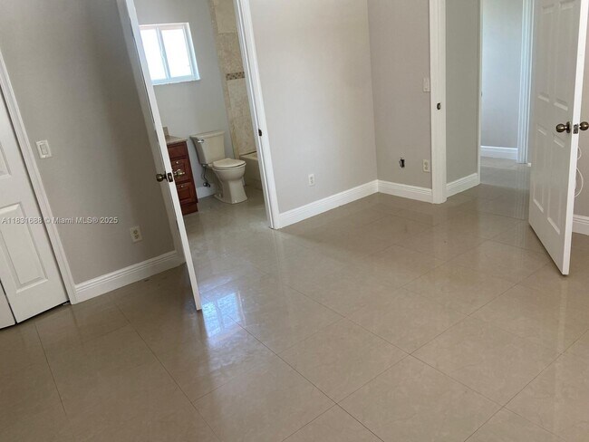 Building Photo - 7289 NW 173rd Dr