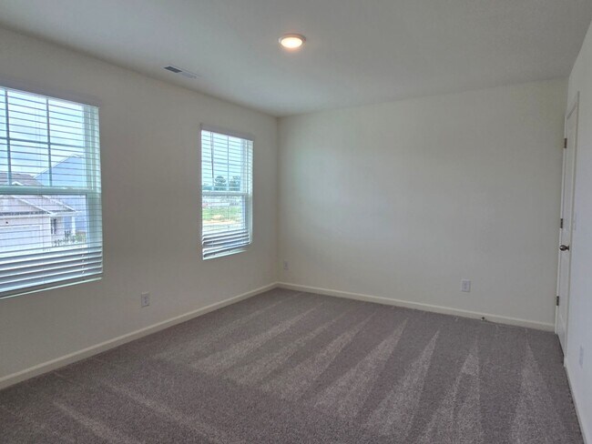 Building Photo - Brand new 3-bedroom / 2.5-Bath in the high...