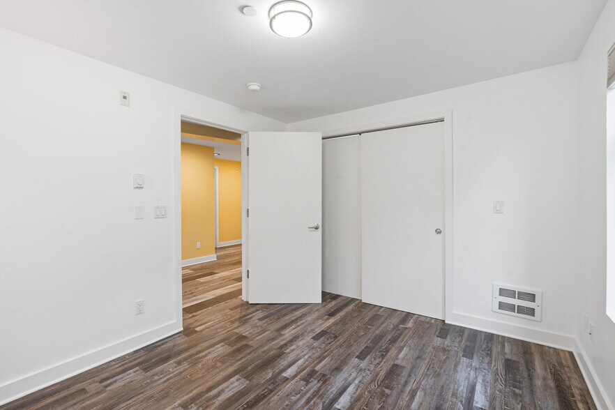 Building Photo - 2731 Boylston Ave E