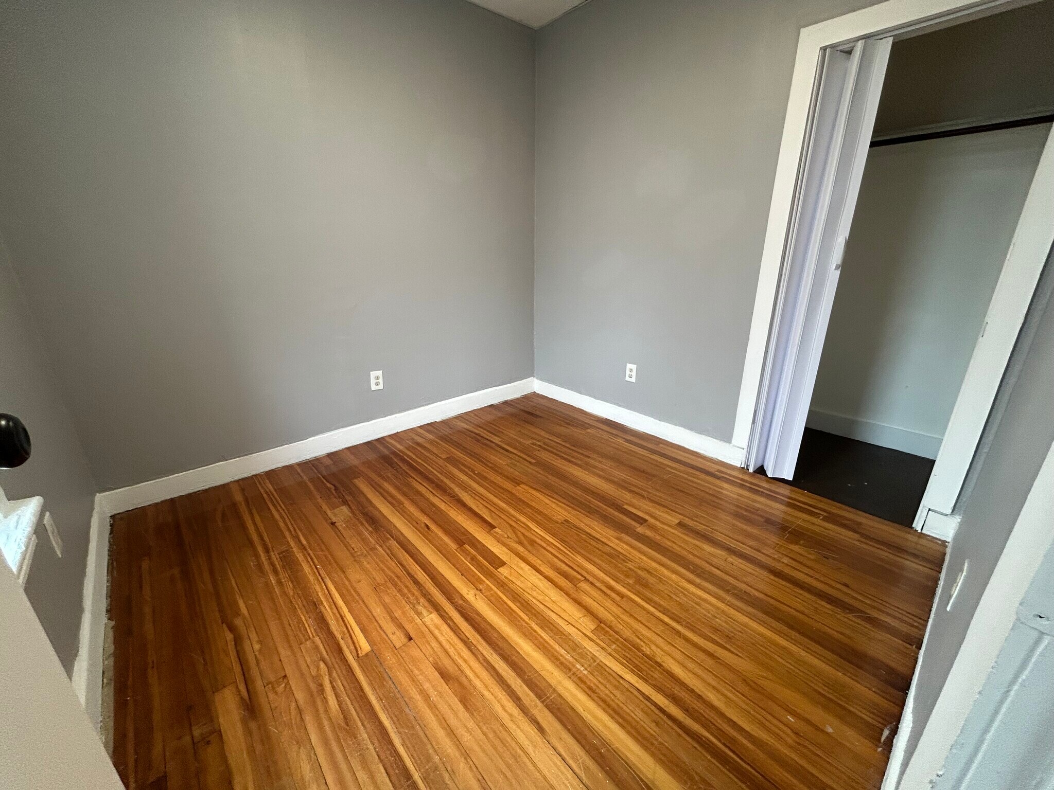 Building Photo - 84 Vliet St