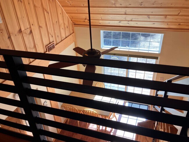 Building Photo - Classic Tahoe Knotty Pine Cabin newly remo...