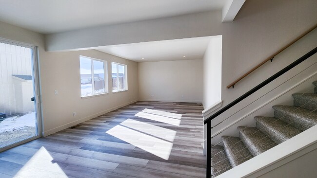 Building Photo - 302 Cottage Dr