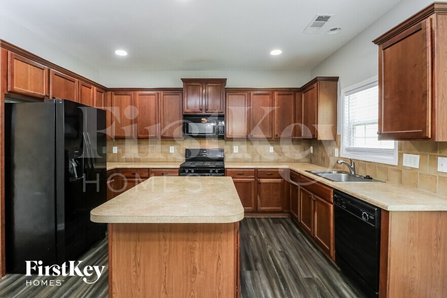 Building Photo - 3974 Otter Dam Ct