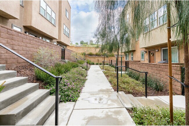 Building Photo - 12746 N Watt Ln