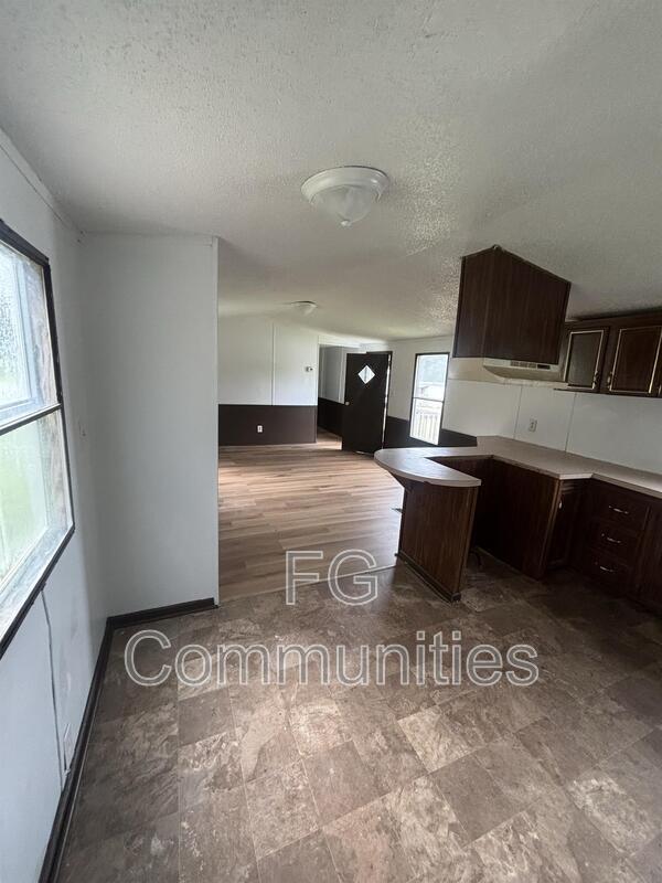 Building Photo - 1754 Zion Rd