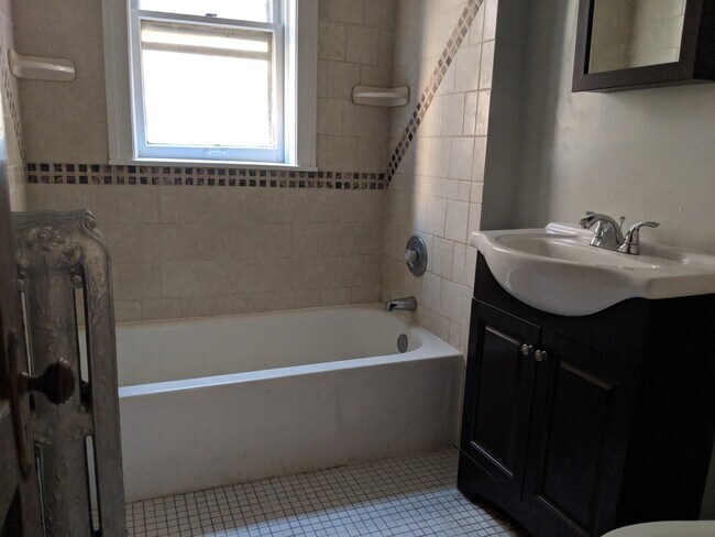 Building Photo - 1707 Ridge Ave