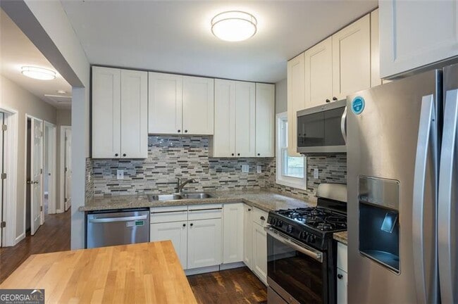 Building Photo - 1565 Overland Terrace SE