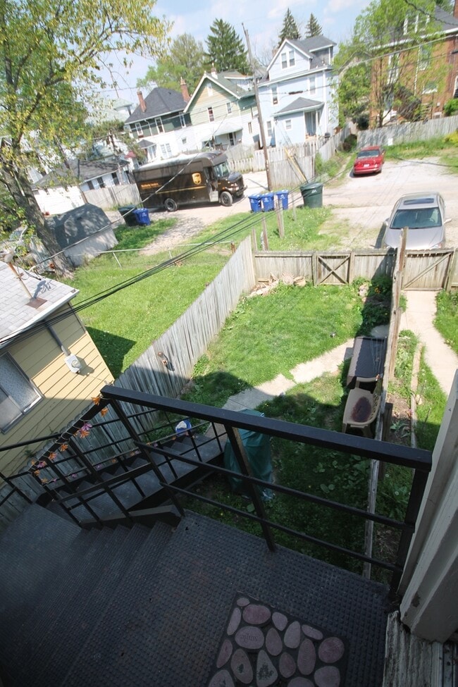 Building Photo - 2542 Glen Echo Dr