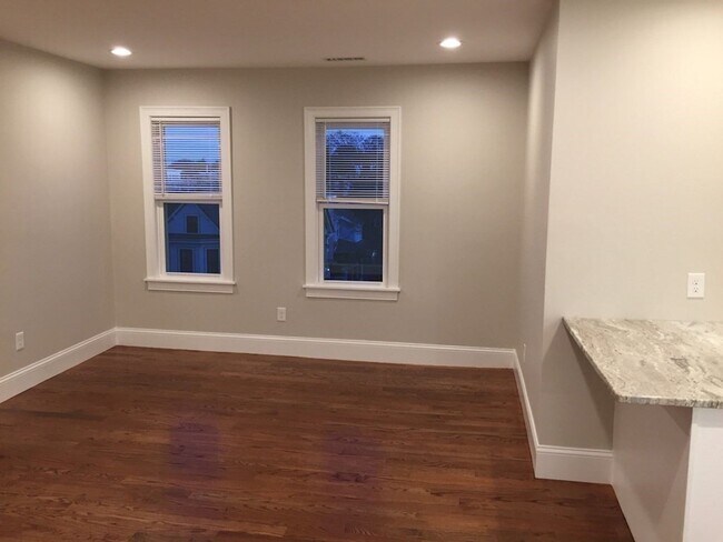 Building Photo - 6 Dawes Terrace