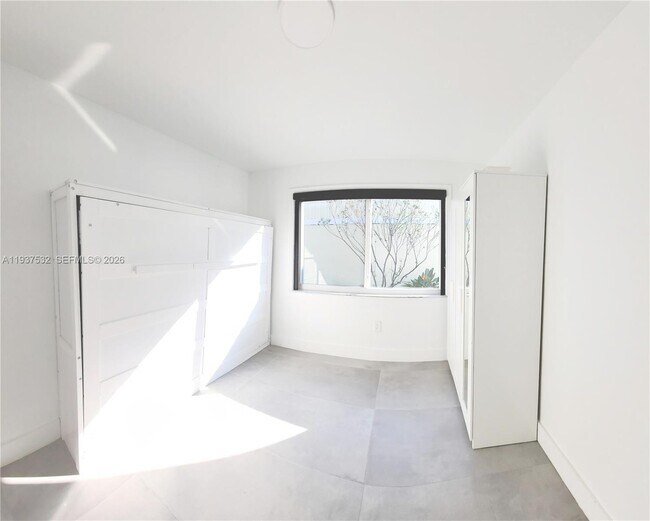 Building Photo - 22225 SW 100th Ave