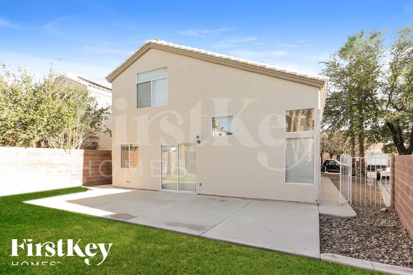 Building Photo - 6114 Flowering Plum Ave