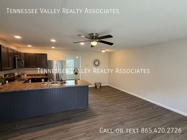 Building Photo - 1816 Andes Rd