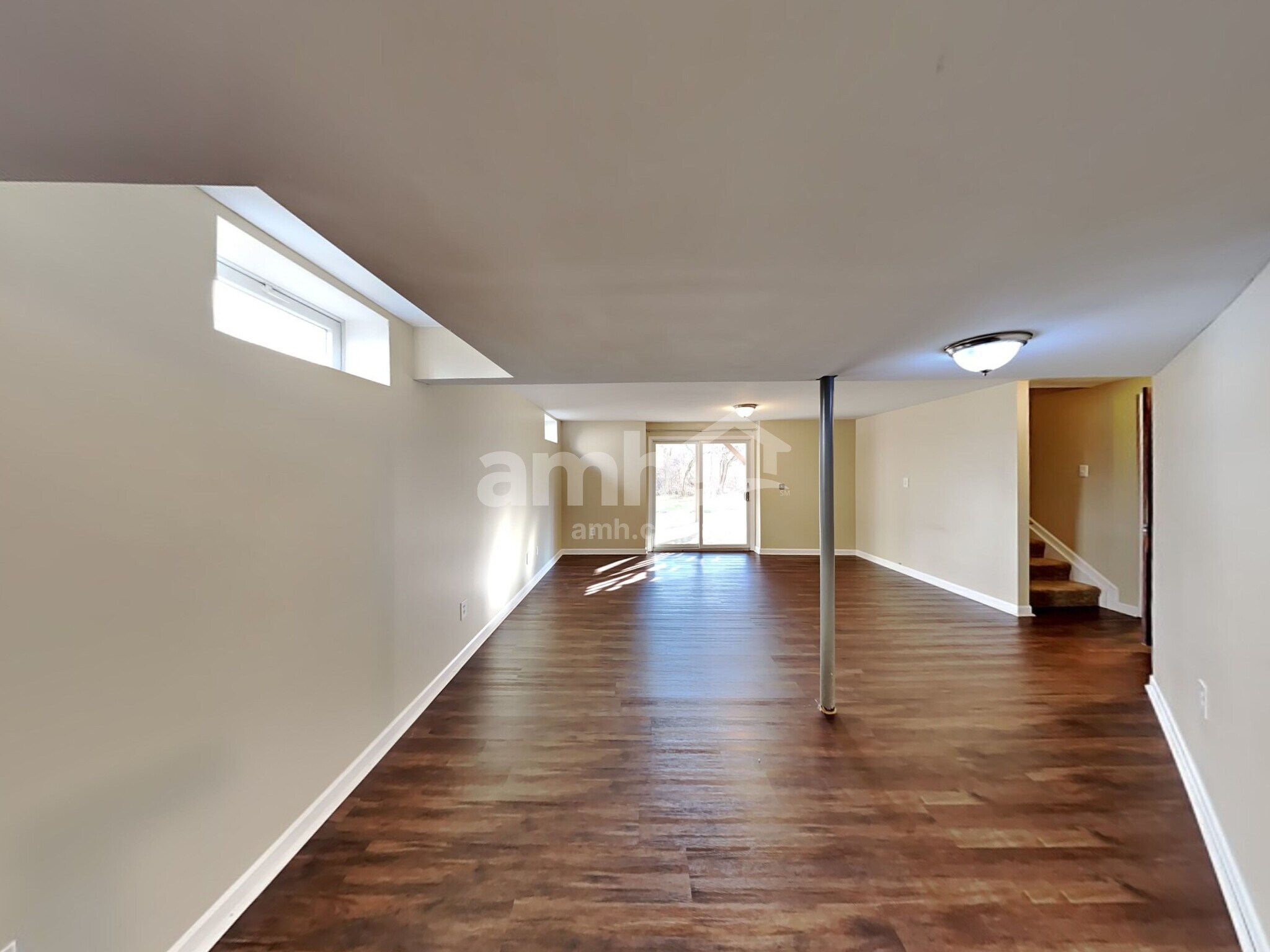 Building Photo - 5469 Boucher Dr
