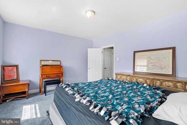 Building Photo - 7146 Tulip St