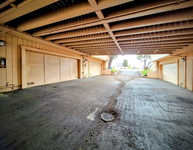 Building Photo - 14575 S Bascom Ave