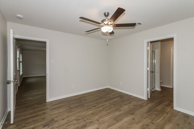Building Photo - 424 San Miguel Crk Dr