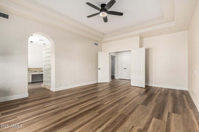 Building Photo - 7446 E Journey Ln