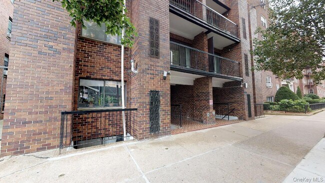 Building Photo - 110-19 72nd Rd