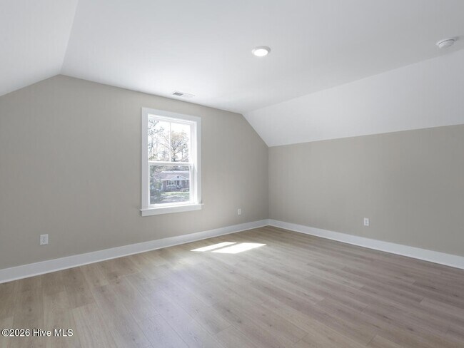 Building Photo - 1314 Carlyle Ln