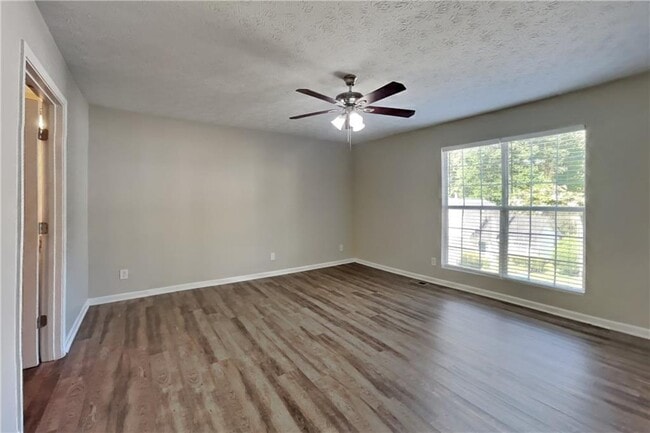 Building Photo - 820 Tradd Ct