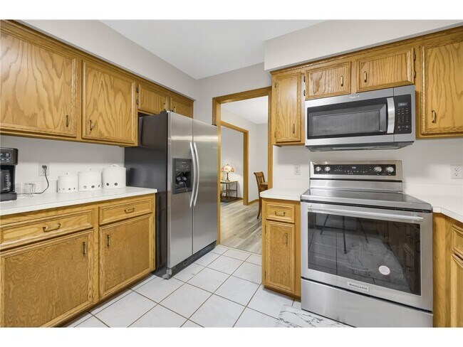 Building Photo - 3759 Greensboro Dr