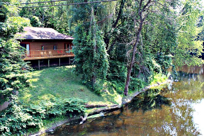 Building Photo - 4 Scenic Rd