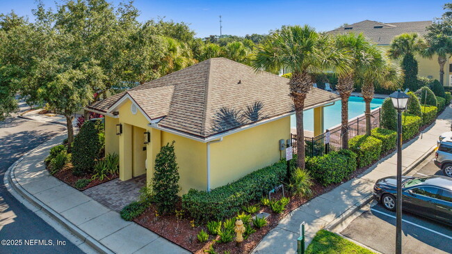Building Photo - 13785 Herons Landing Way