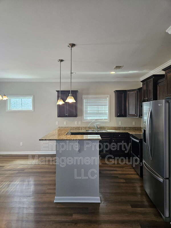 Building Photo - 21 Apple Tree Ct.