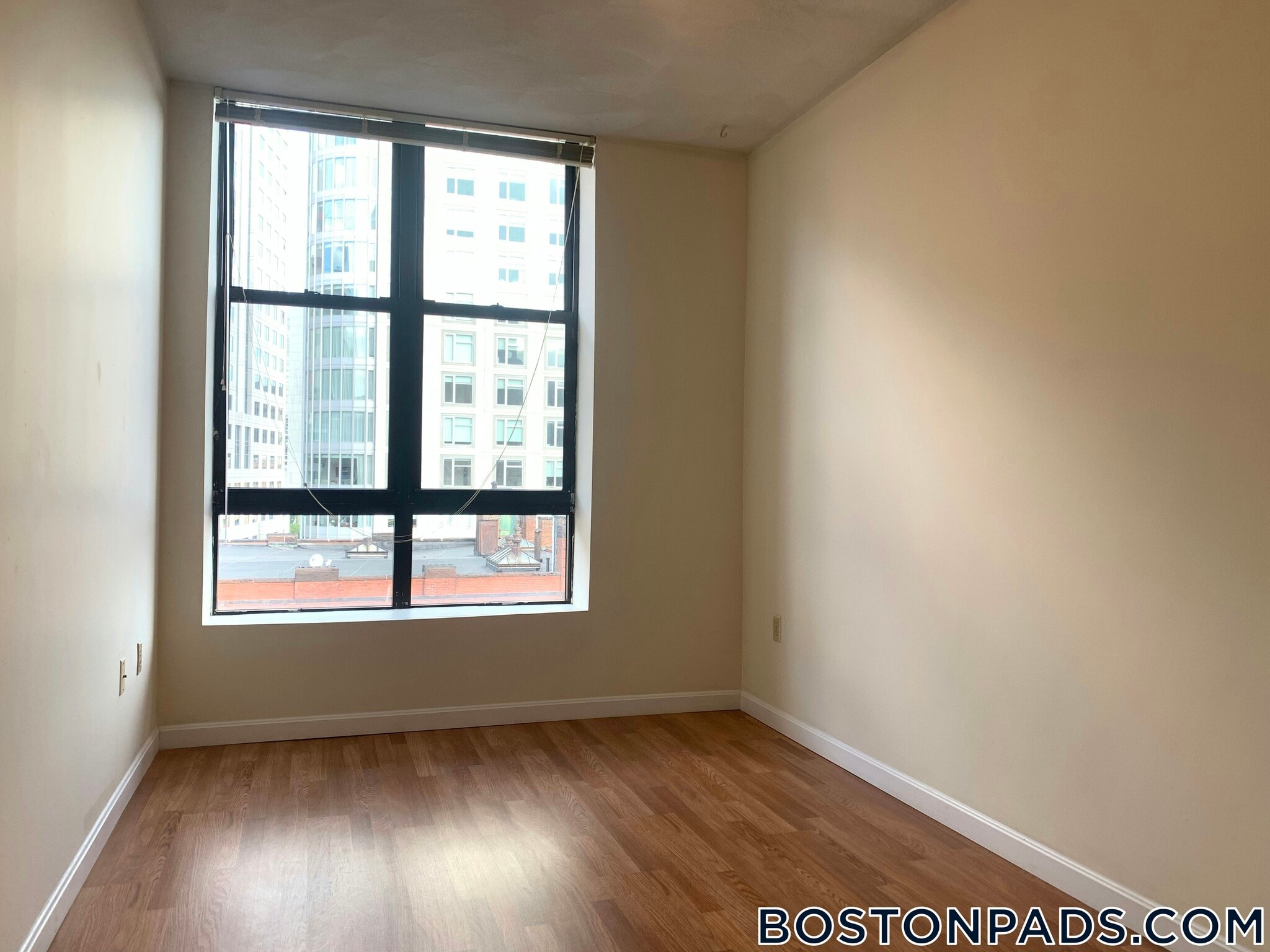 Building Photo - 81 Essex St