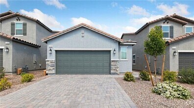 Building Photo - Southern Highlands Beauty located in Sagua...