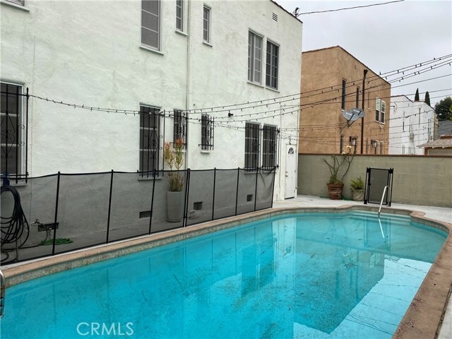 Building Photo - 1028 S Crescent Heights Blvd