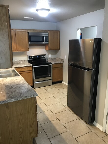 Kitchen - 1382 N Dawn Dr