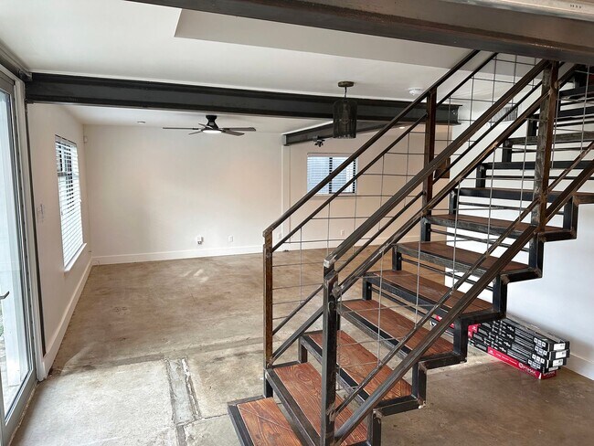 Building Photo - 5100 Orleans Ct